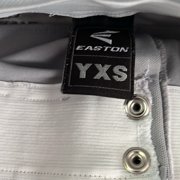 Easton Youth XSmall baseball pant. Small stain - left back under pocket-photo 4 - Picture 2 of 4